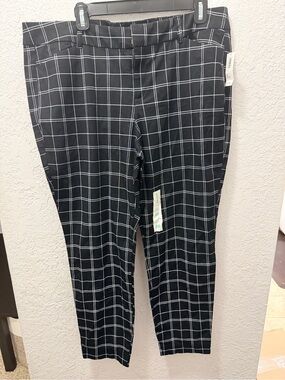 *new* Old Navy Plaid Pixie Pants Size 16